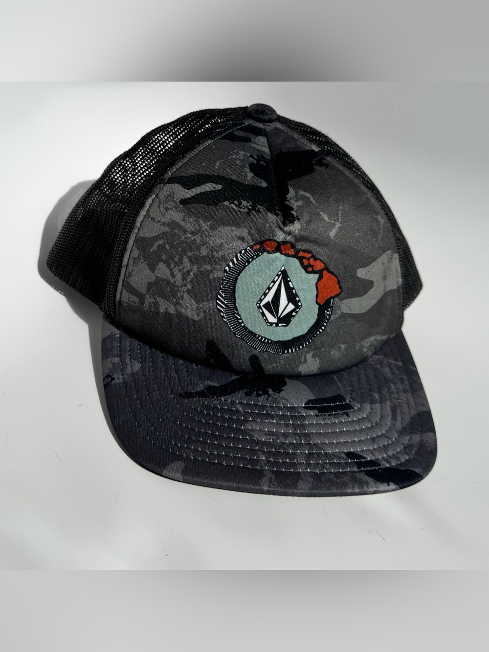Volcom Trucker Hat Camouflage Orange Accent OS Snapback Surfer Hawaii Coastal